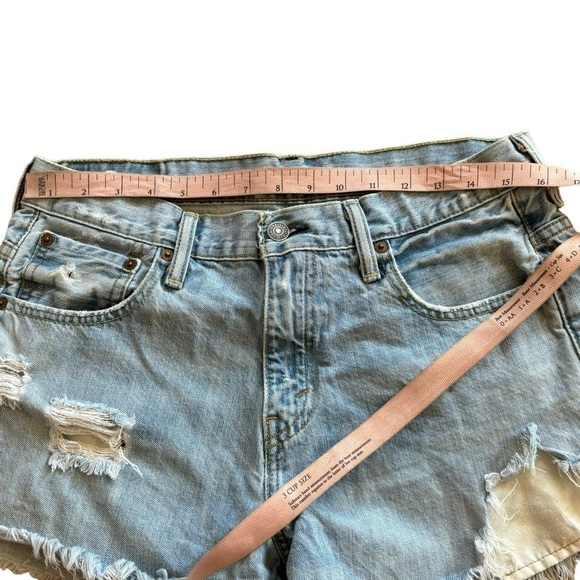 Upcycled Levi’s 569 Blue Jean Denim Distressed Shorts Women’s M/L Western Boho - Picture 8 of 12